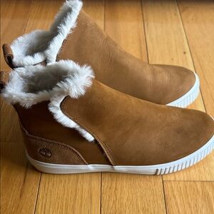 Timberland Women's Brown Fur-Lined Boots